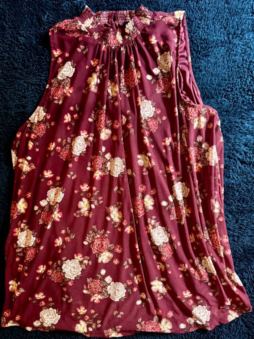 Torrid Floral Smocked Neck Sleeveless Blouse Size 3 Burgundy Rose Print